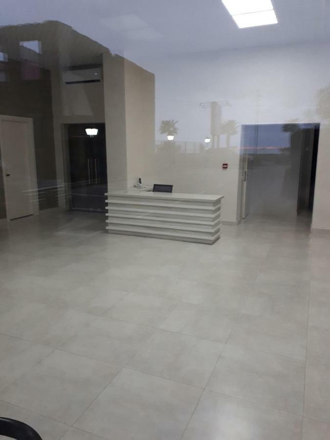 Jemka'S Modern Apartment バトゥーミ エクステリア 写真